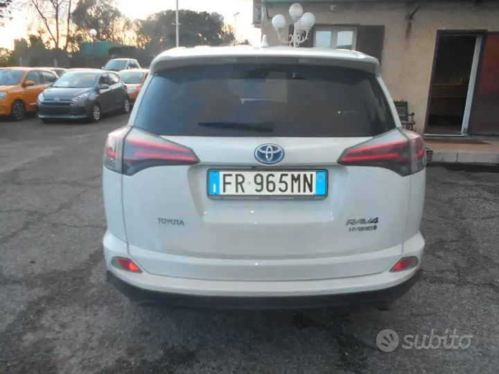 Toyota Rav4 2018 photo 5