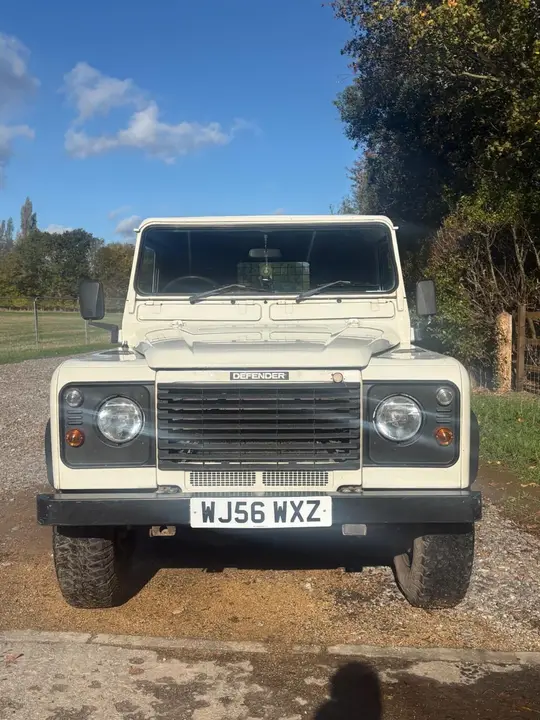 Land Rover Defender 110 2006 photo 3
