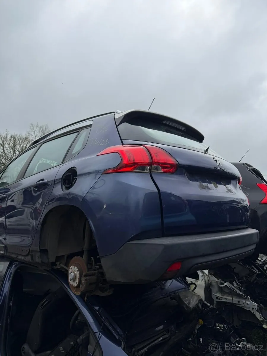 Peugeot 2008 2008 photo 2