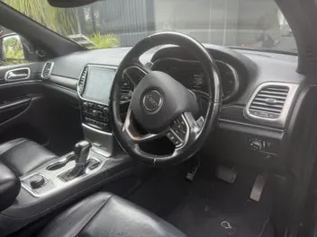 Jeep Grand Cherokee 2021 photo 2
