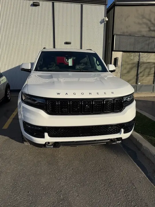Jeep Wagoneer 2022 photo 2