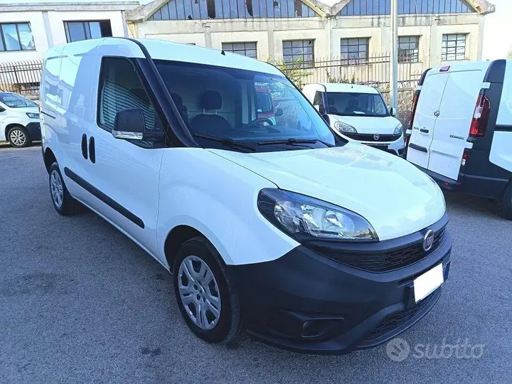 Fiat Doblò 2022 photo 2