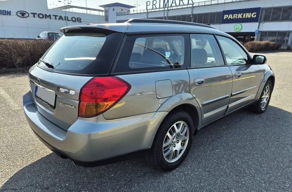 Subaru Legacy 2006 photo 5