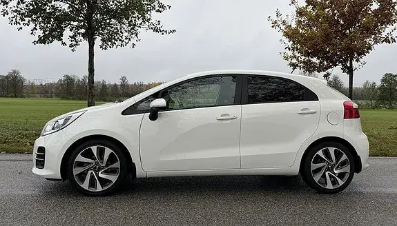 Kia Rio 2016 photo 2