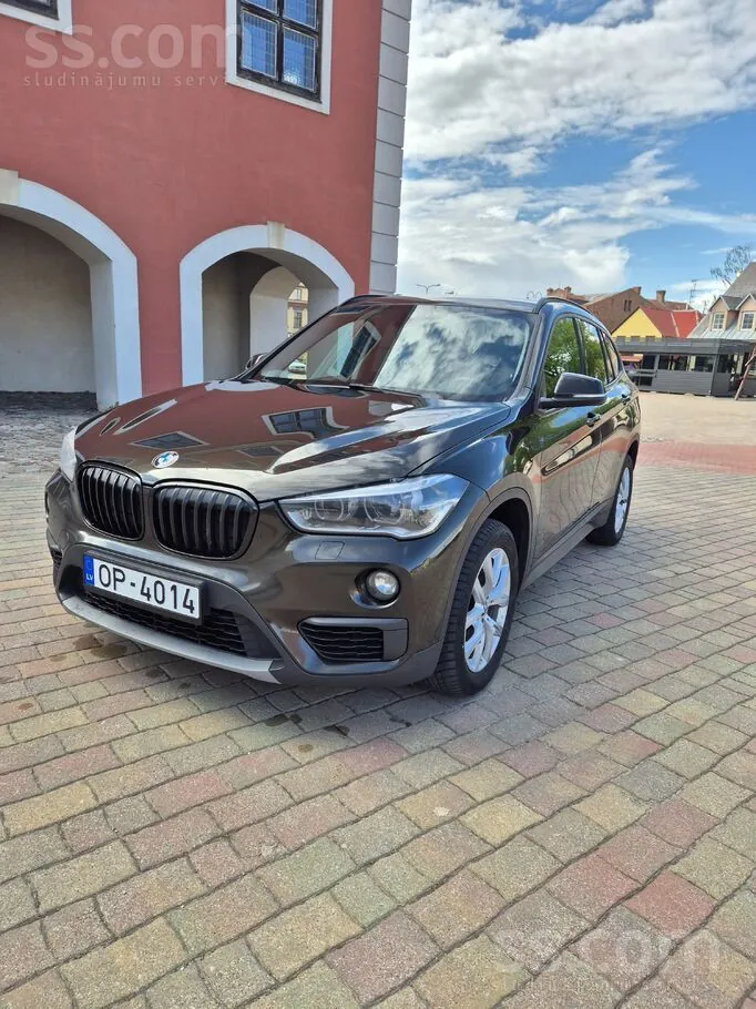 BMW X1