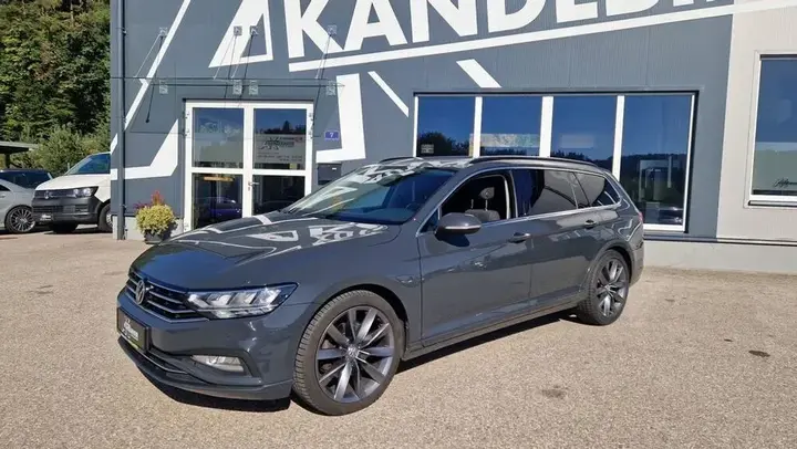 Volkswagen Passat 2021 photo 3