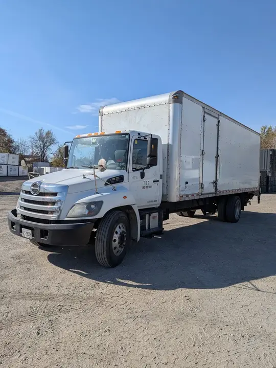 Hino 338