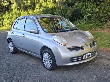 Nissan March 2009 photo 4