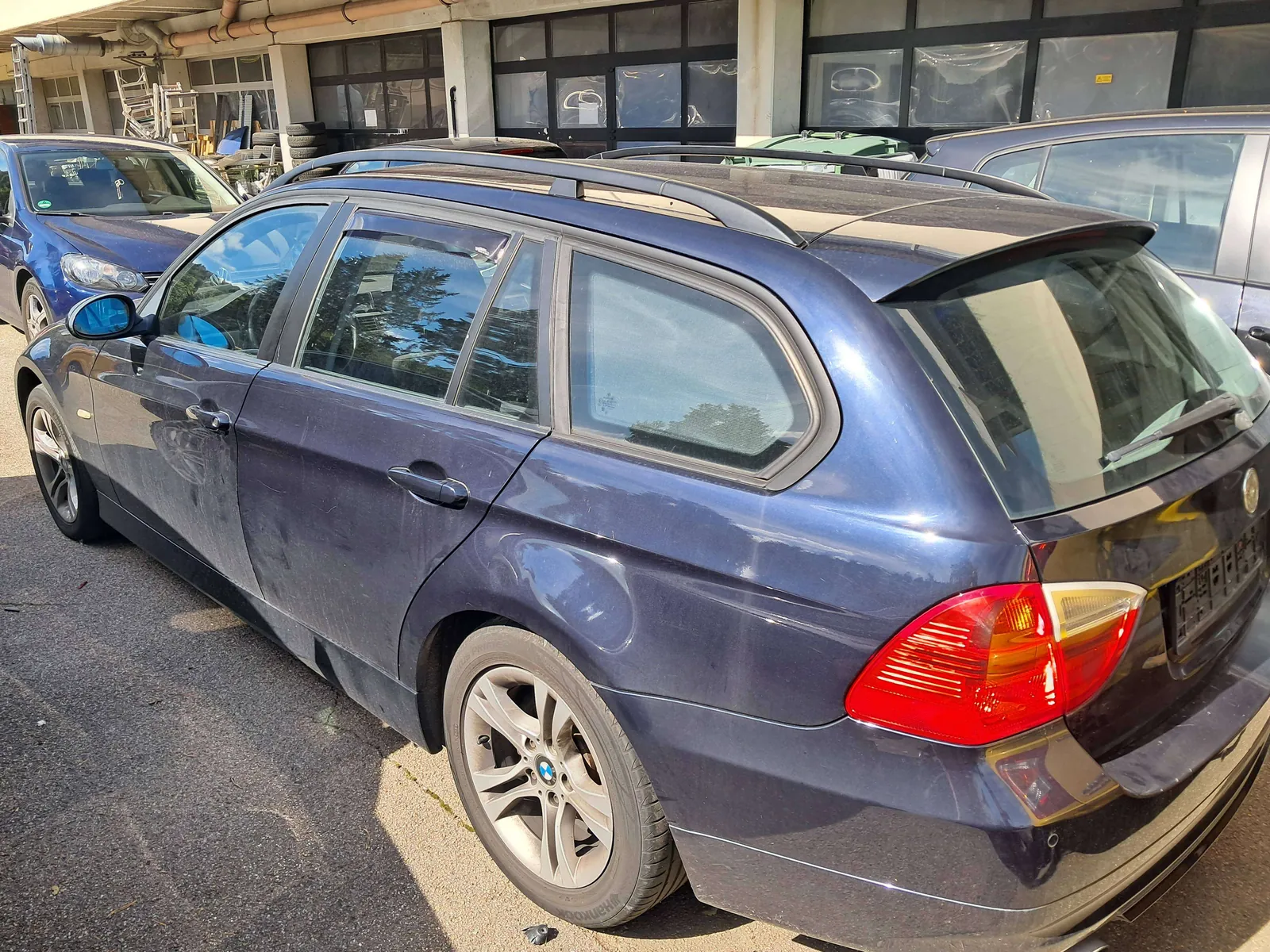 BMW 325 2008 photo 4