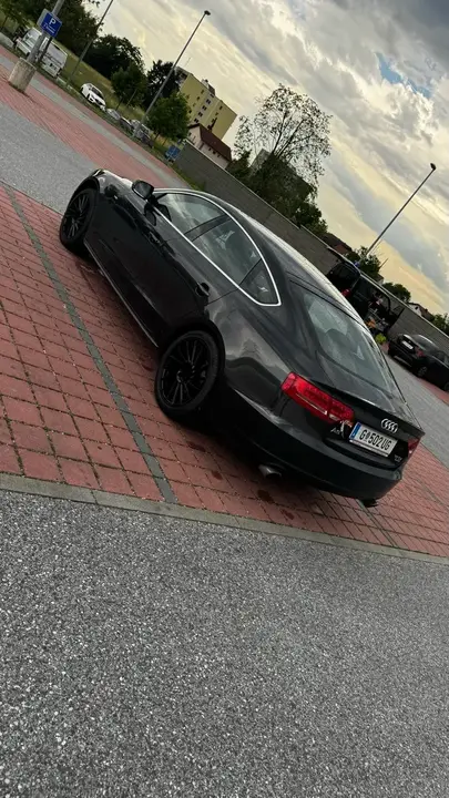Audi A5 2011 photo 3