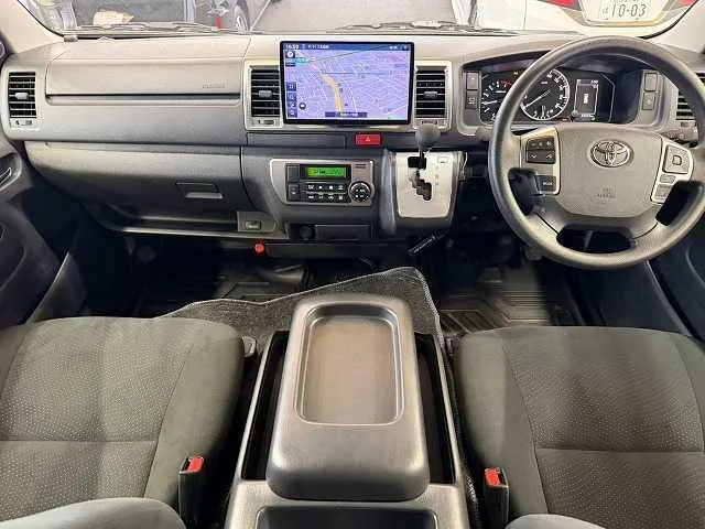 Toyota Hiace Gl 10 2023 photo 2