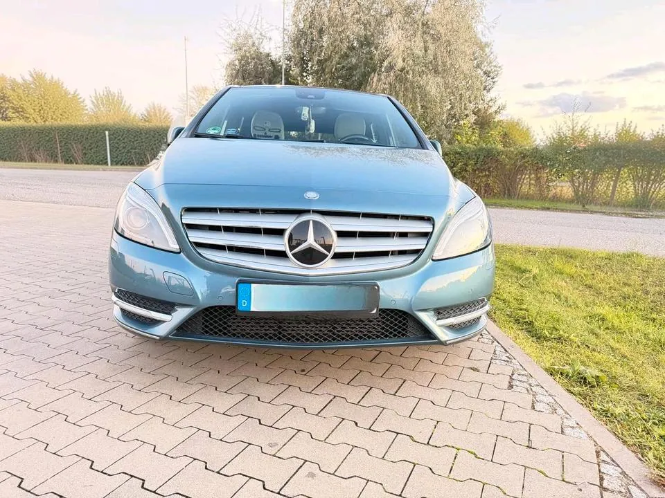 Mercedes-Benz B-Class