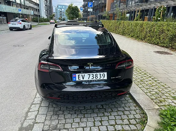 Tesla Model 3 2019 photo 4