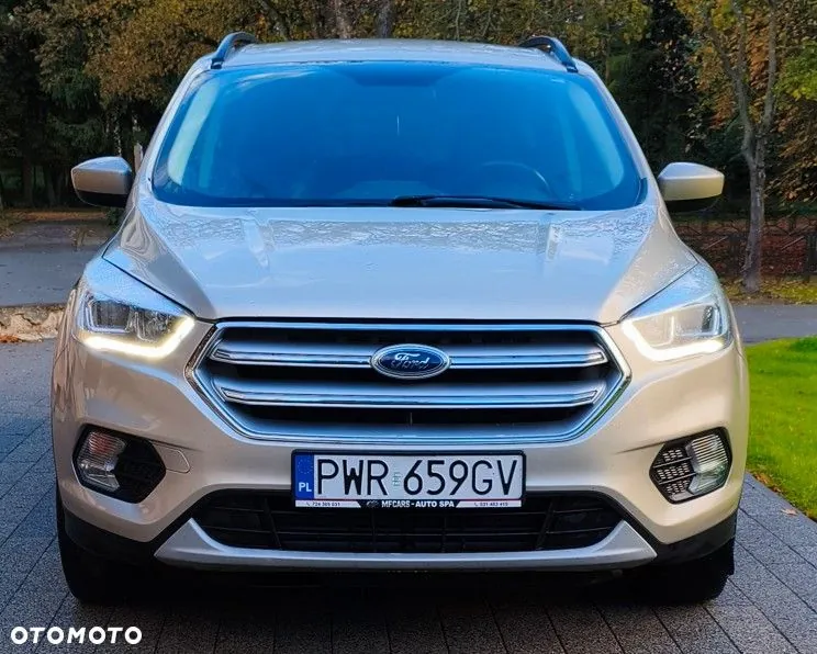 Ford Escape 2018 photo 2