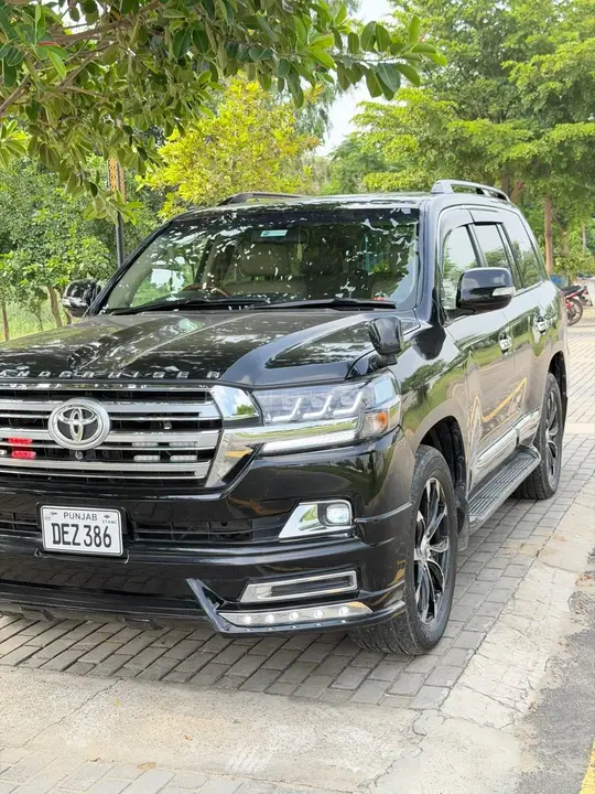 Toyota Land Cruiser