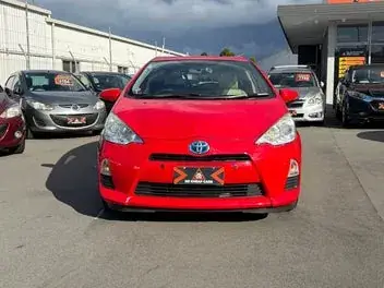 Toyota Aqua 2014 photo 3