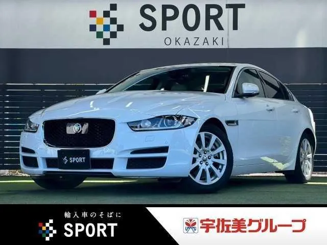 Jaguar Xe