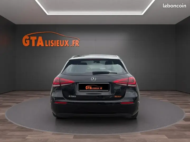 Mercedes-Benz A-Class 2019 photo 5