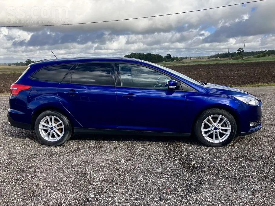 Ford Focus 2017 photo 2