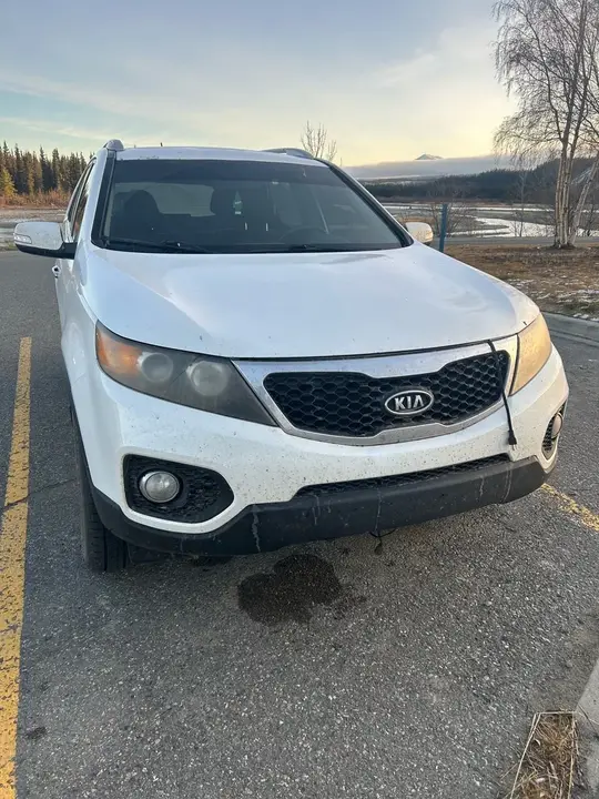 Kia Sorento 2011 photo 2