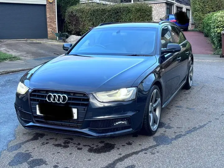 Audi A4 Avant 2012 photo 3