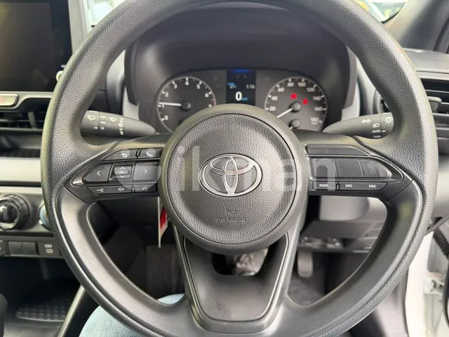 Toyota Yaris 2024 photo 5