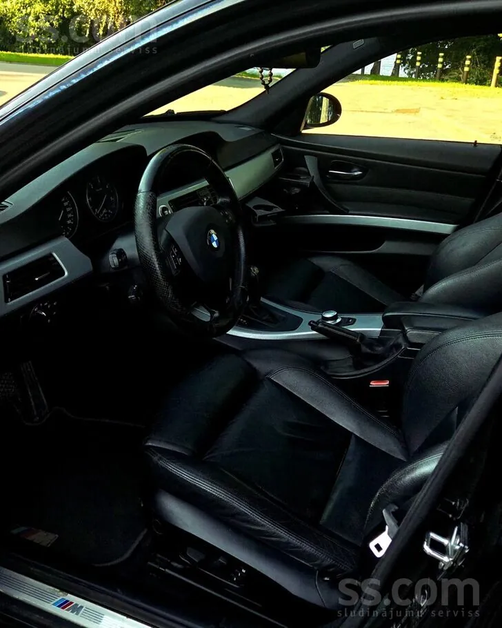 BMW 330 2008 photo 5