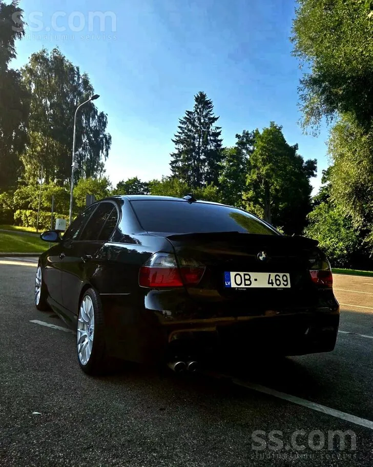 BMW 330 2008 photo 3