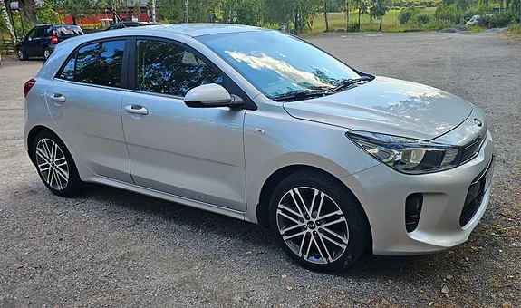 Kia Rio 2017 photo 2