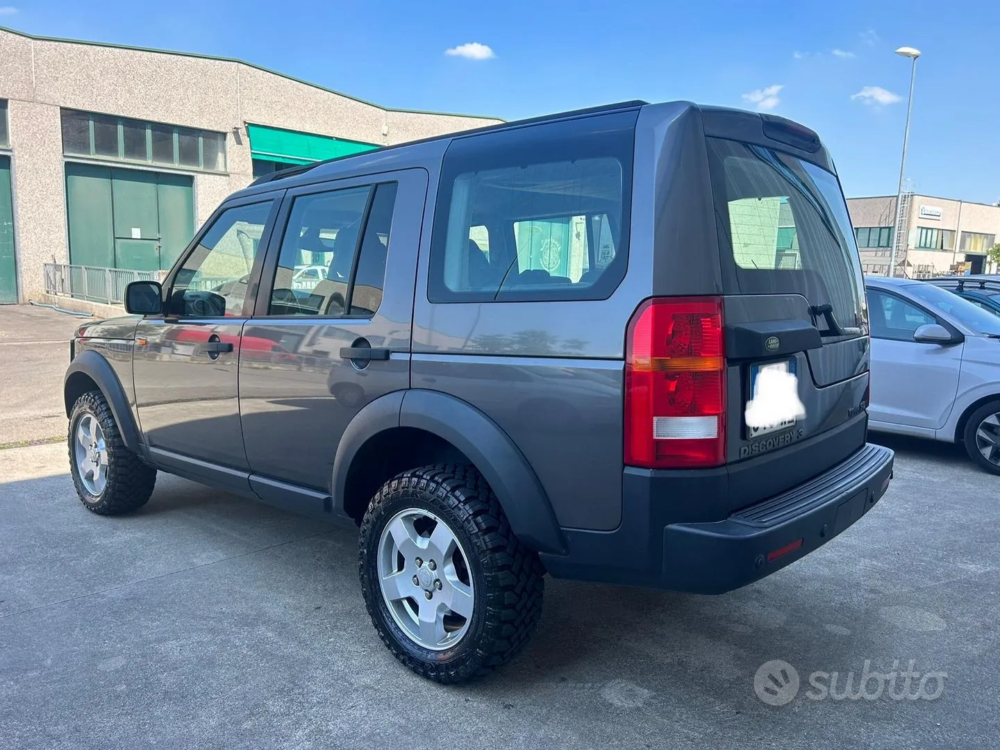 Land Rover Discovery 2005 photo 2