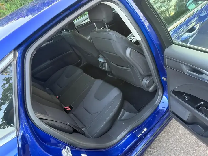 Ford Mondeo 2015 photo 4