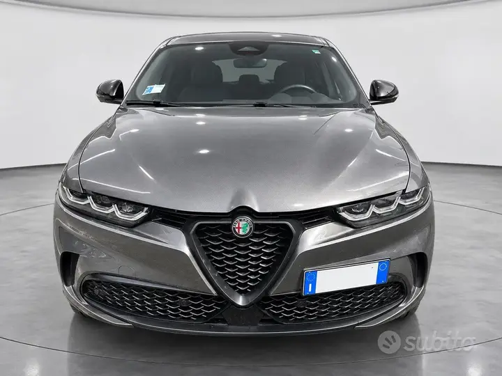Alfa Romeo Tonale 2024 photo 2
