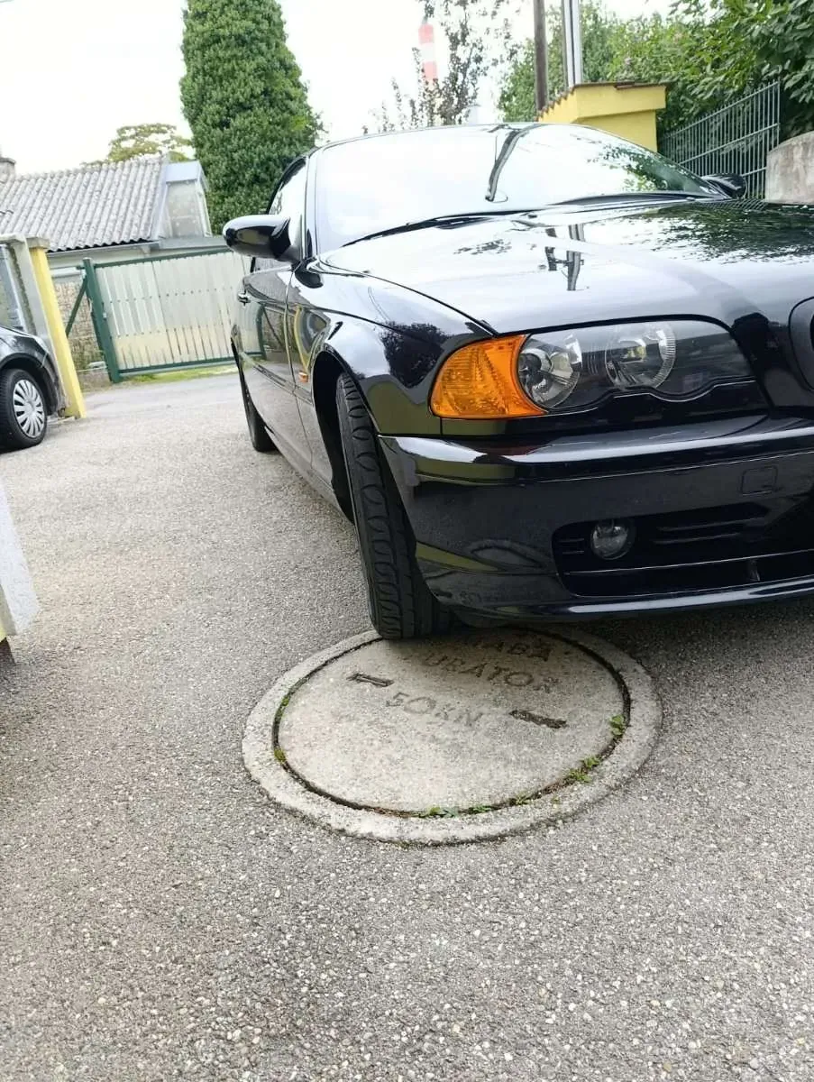 BMW 3 Series 2002 photo 2