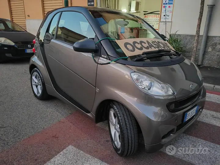 Smart Fortwo 2010 photo 3