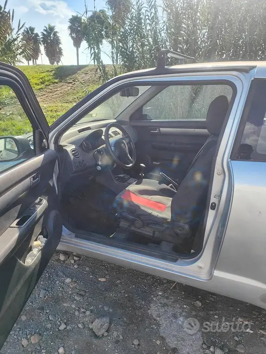 Suzuki Swift 2008 photo 5