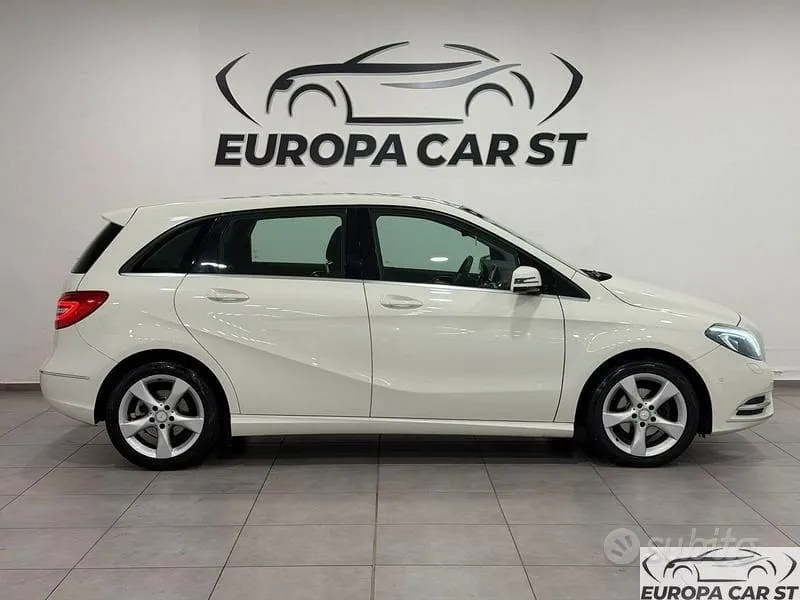 Mercedes-Benz B-Class 2012 photo 5