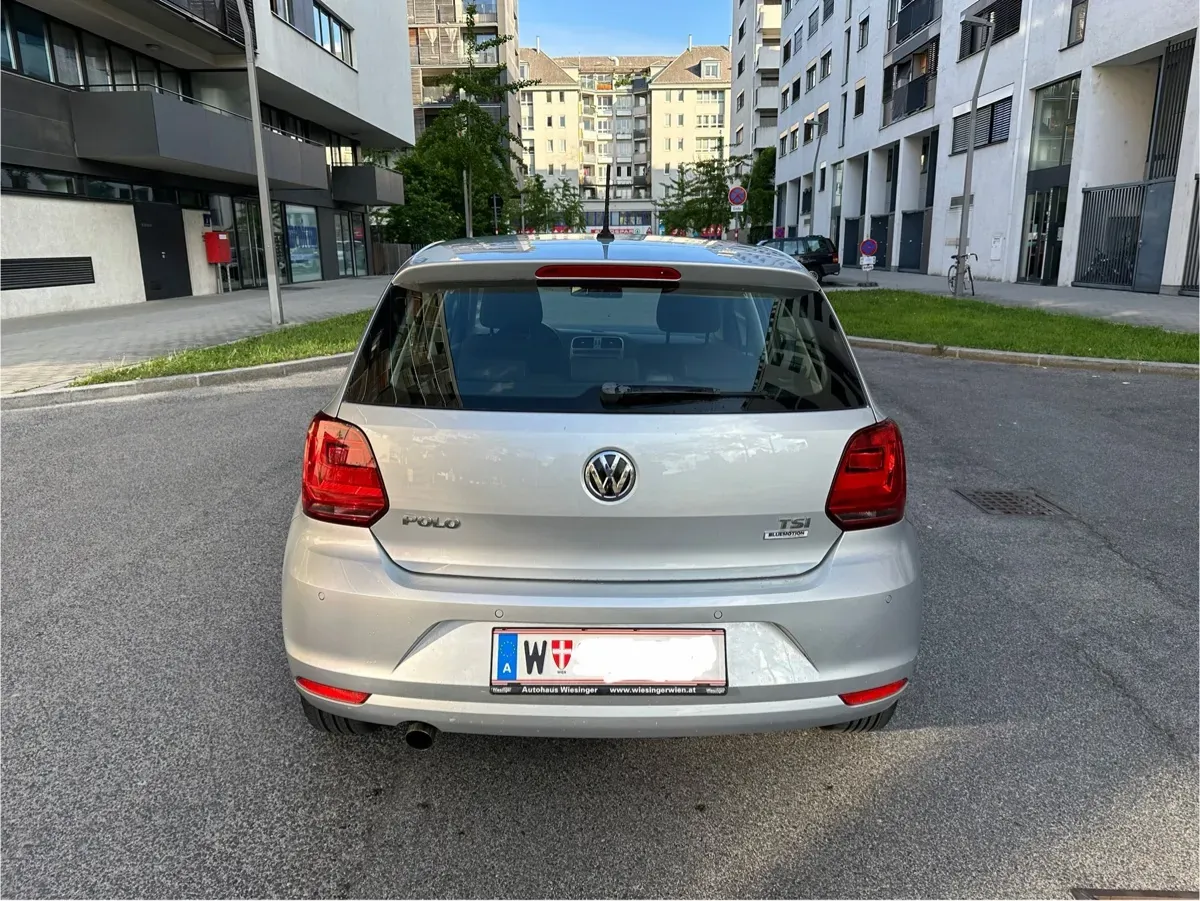 Volkswagen Polo 2015 photo 3