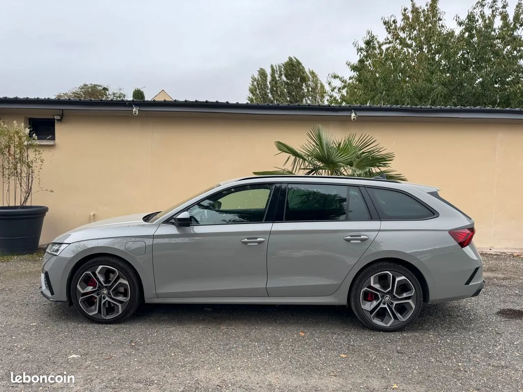 Skoda Octavia 2021 photo 5