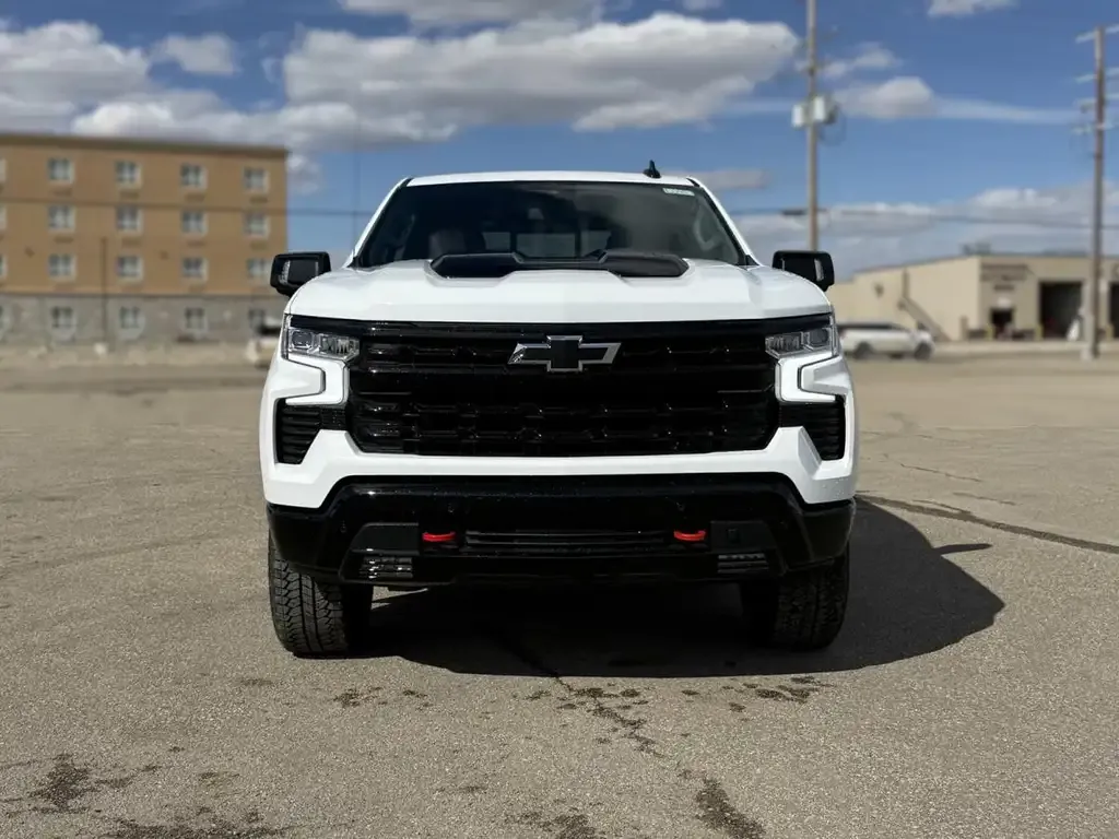 Chevrolet Silverado 1500 2026 photo 3