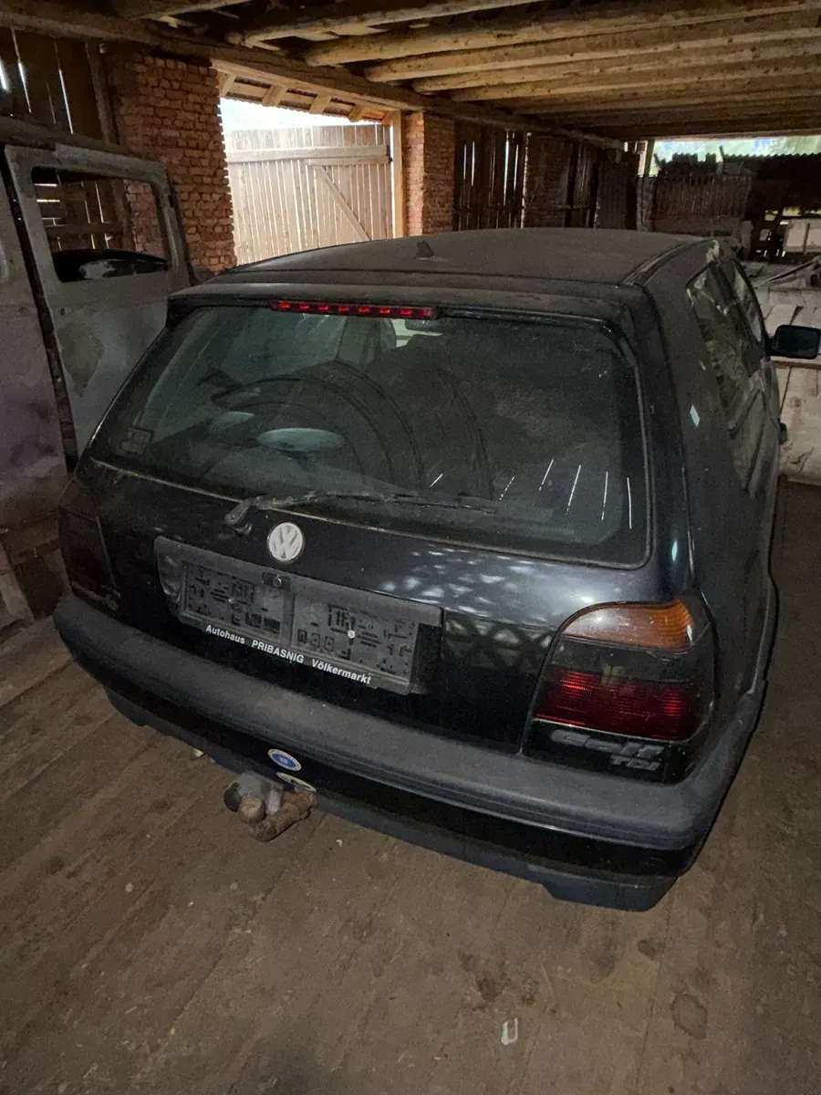 Volkswagen Golf 1995 photo 3