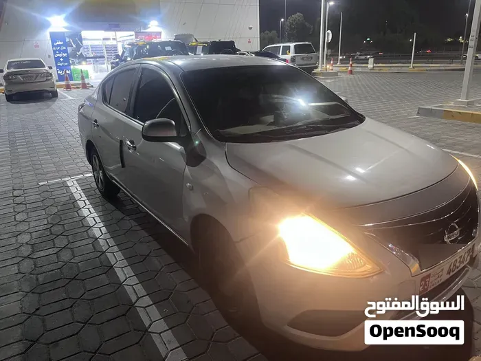 Nissan Sunny 2015 photo 2
