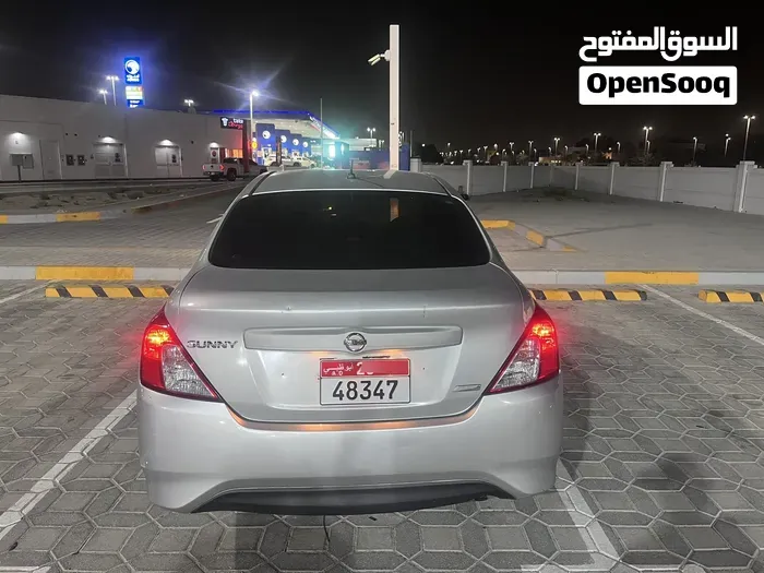 Nissan Sunny 2015 photo 4