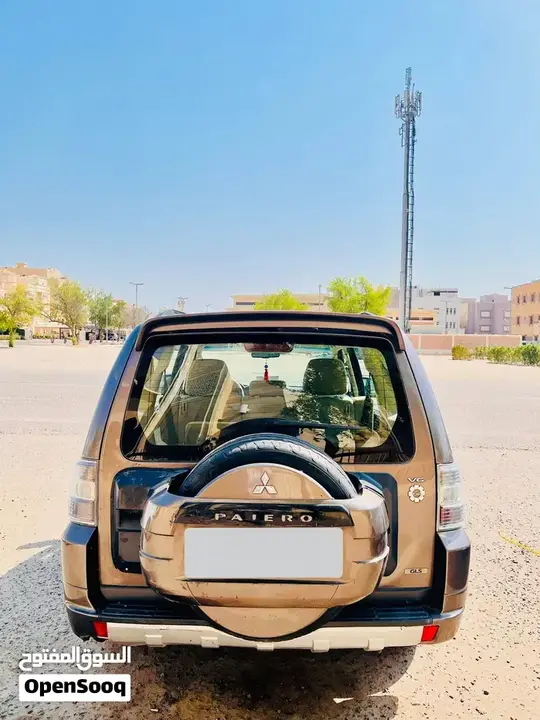 Mitsubishi Pajero 2013 photo 4
