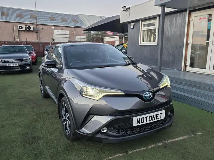 Toyota C-Hr 2018 photo 4