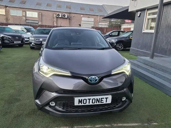 Toyota C-Hr 2018 photo 5