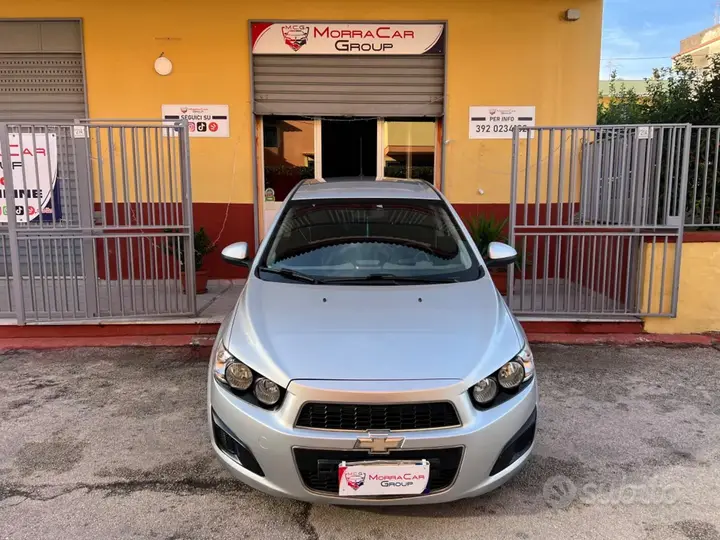 Chevrolet Aveo 2012 photo 3