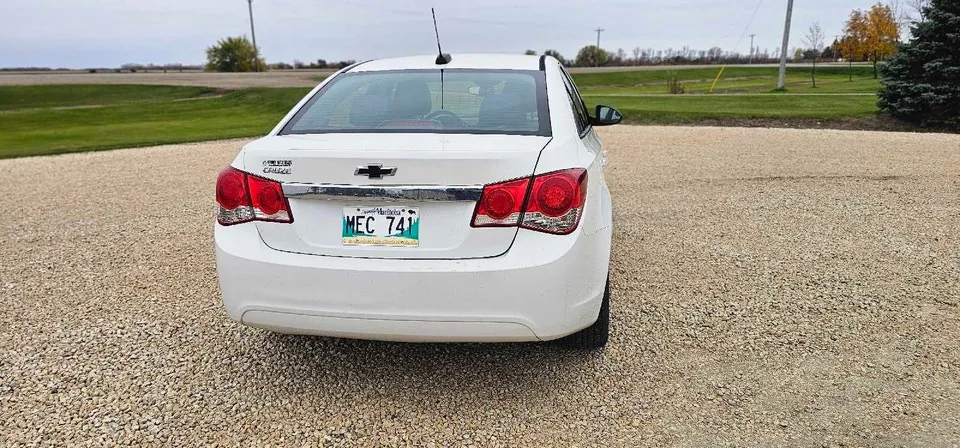 Chevrolet Cruze 2015 photo 4