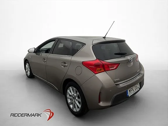 Toyota Auris 2015 photo 4