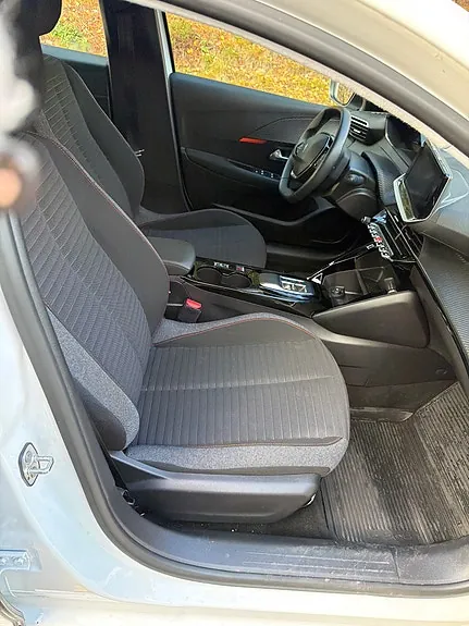 Peugeot E-208 2022 photo 5