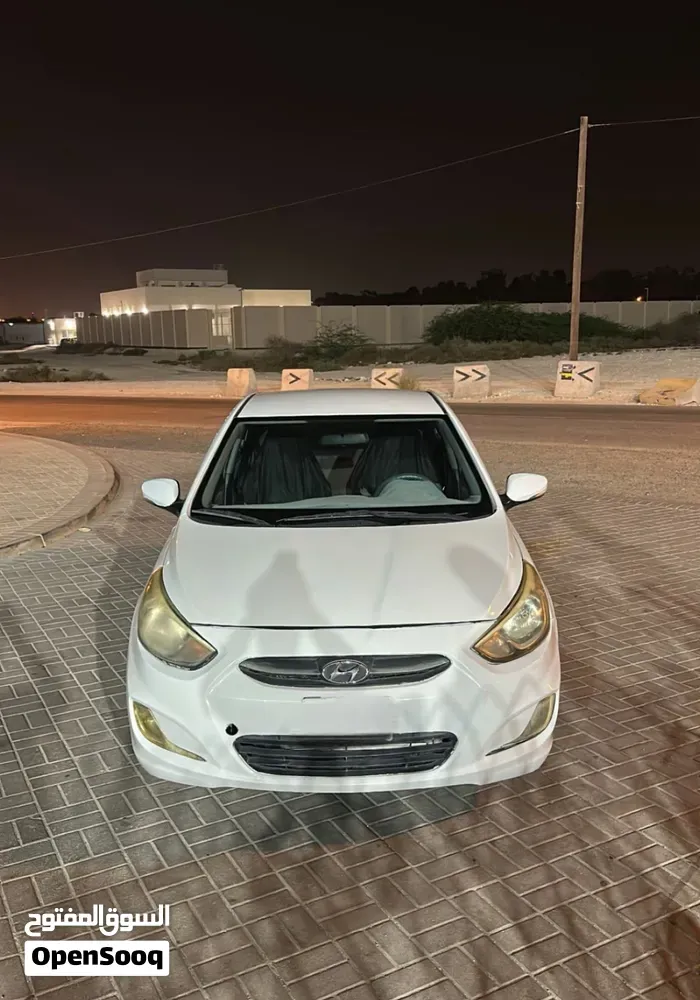 Hyundai Accent 2015 photo 5